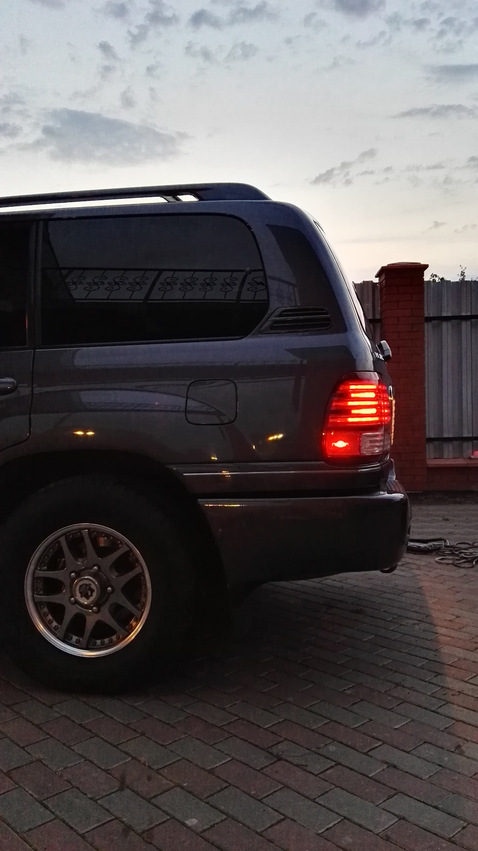 Номера задних фонарей — Lexus LX (UZJ100), 4,7 л, 2004 года | просто ...