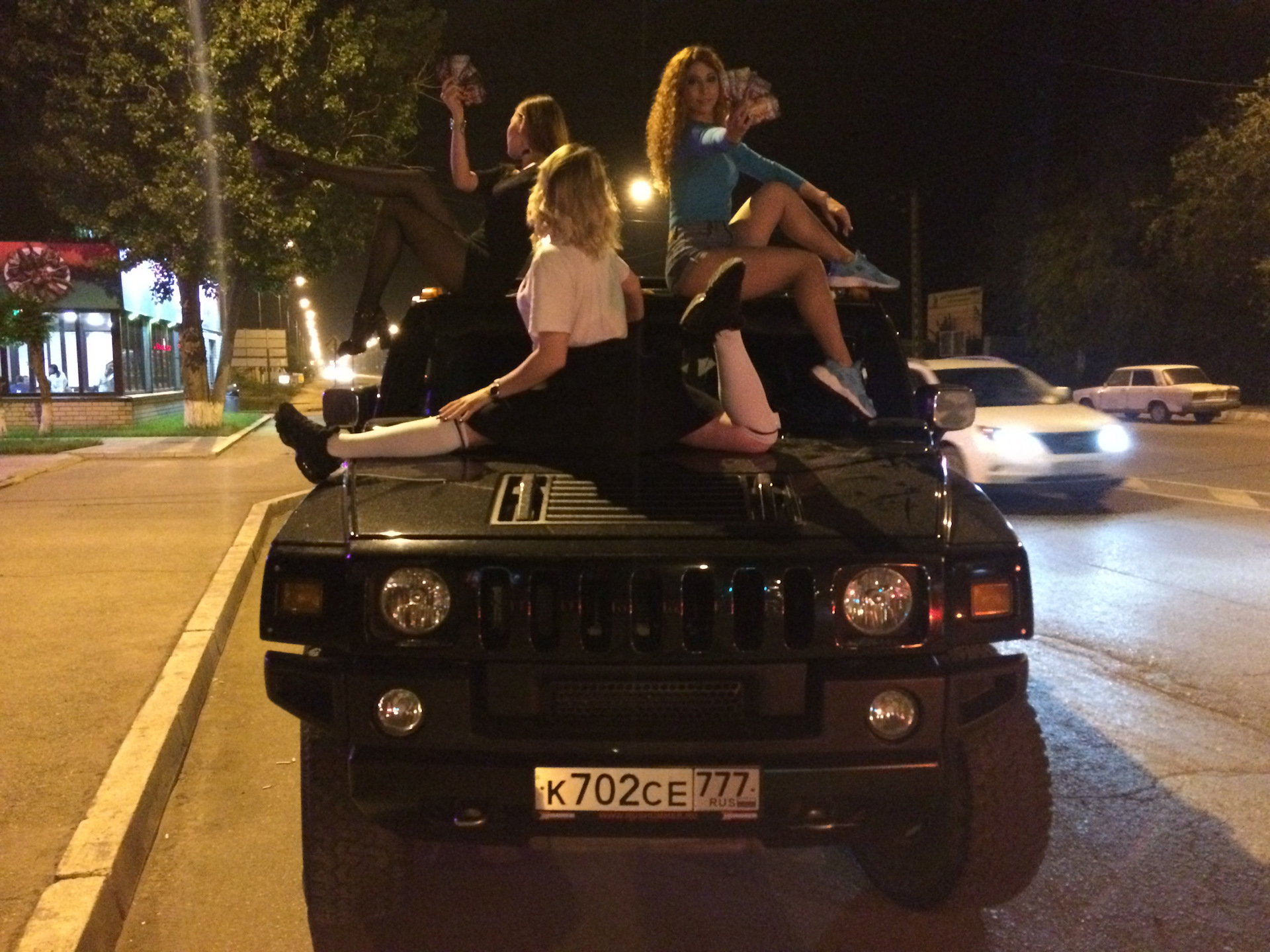 Hummer h1 Рё РґРµРІСѓС€РєРё