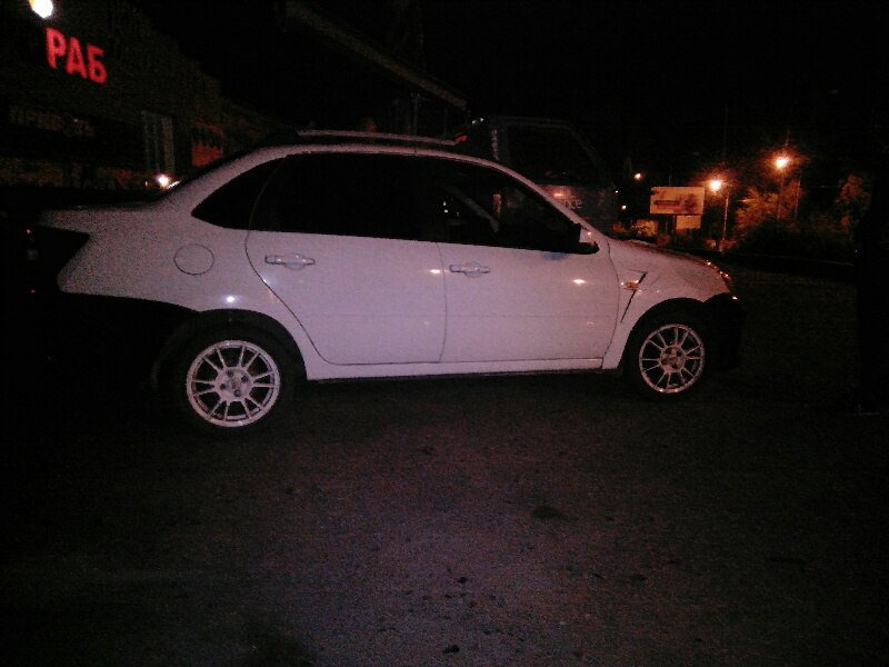 Ролик грм проехал не больше 10 тысяч — LADA Гранта, 1,6 л., 2012 года ...