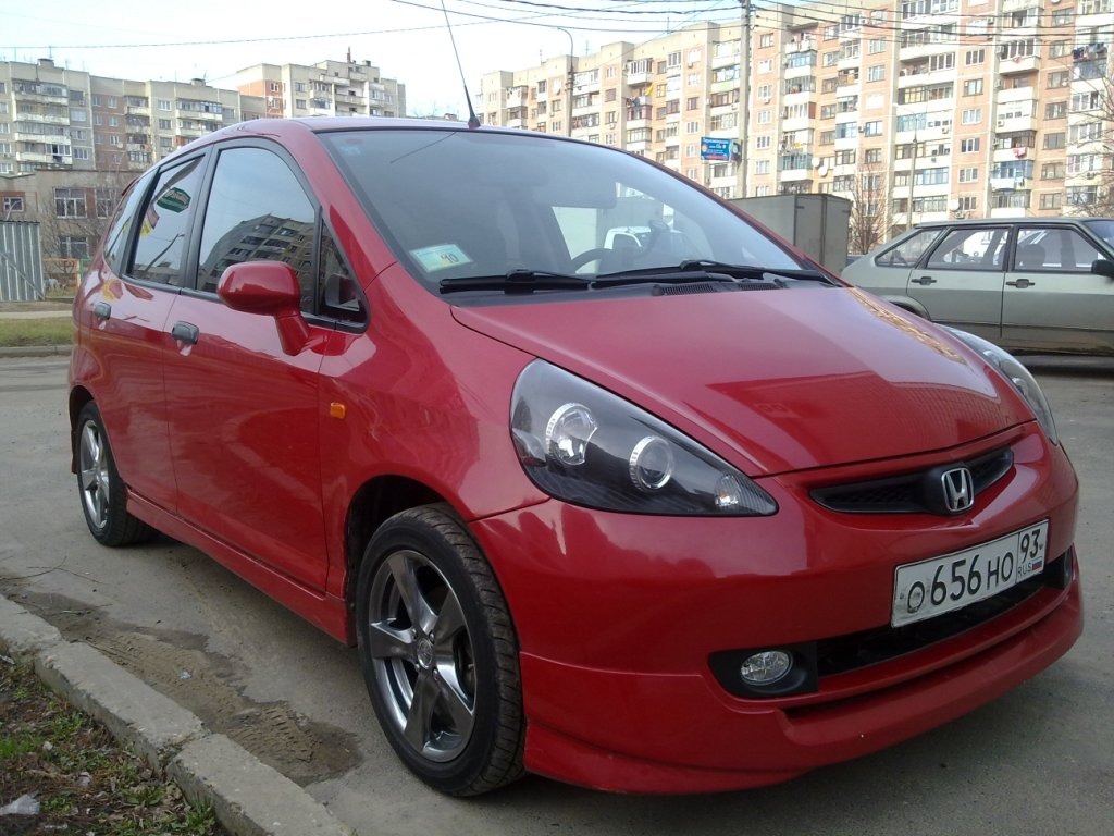 Решил купить жене Honda Jazz (на фото мой старый) — DRIVE2