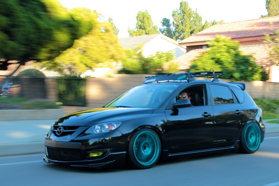 Mazda 3 MPS stance