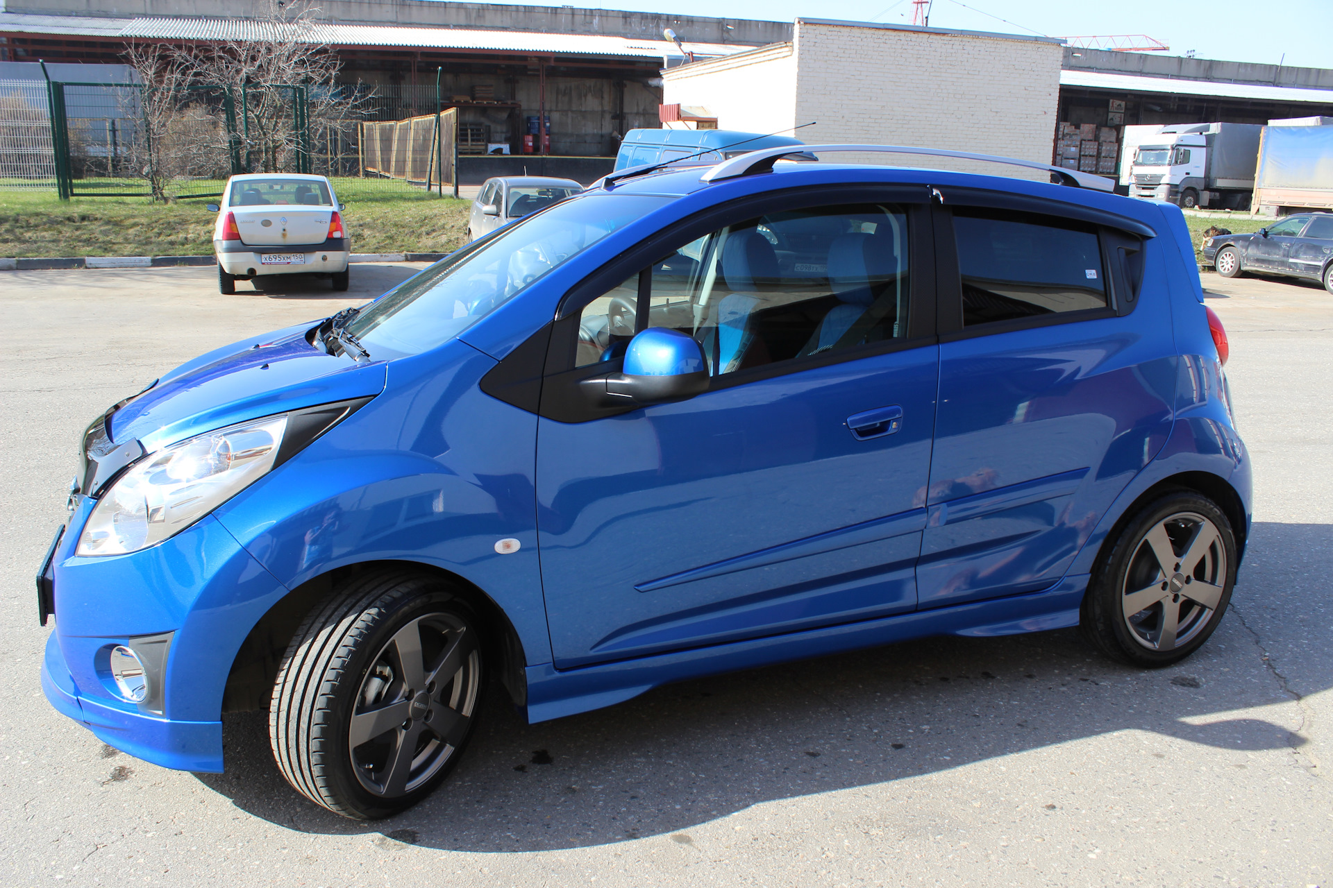 Техно спарка 10 про. Chevrolet Spark r2. Spark Chevrolet r16. Спарк м300. Spark 2 Tuning.