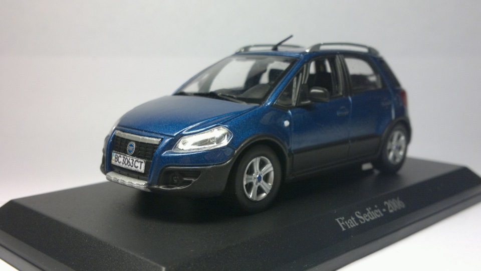 Масштабная копия автомобиля — FIAT Sedici, 1,6 л, 2006 года ...