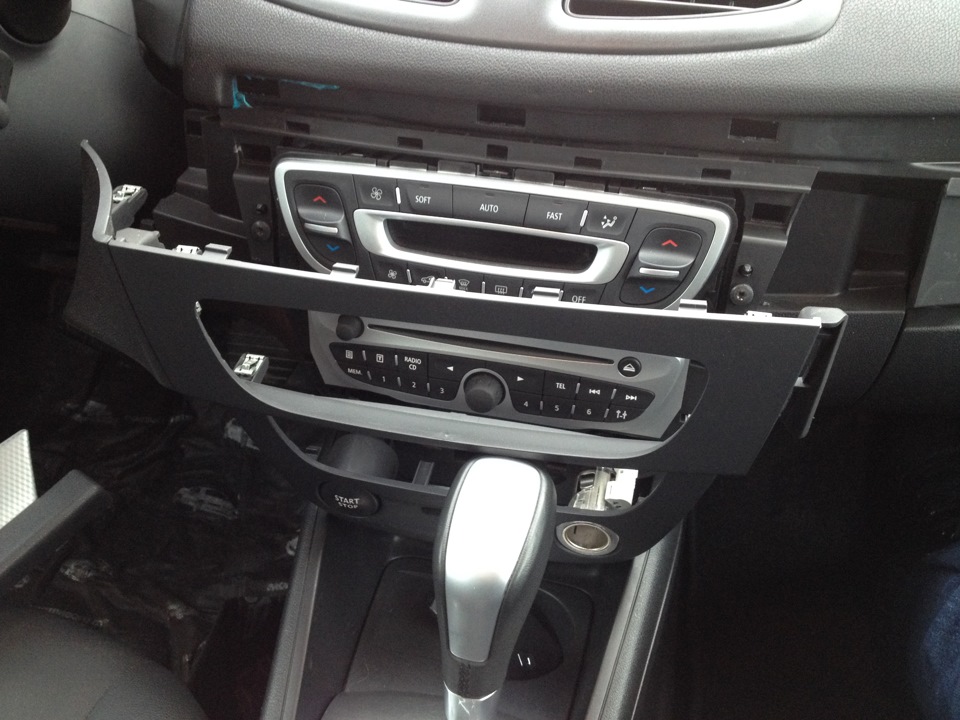 Фото в бортжурнале Renault Megane III