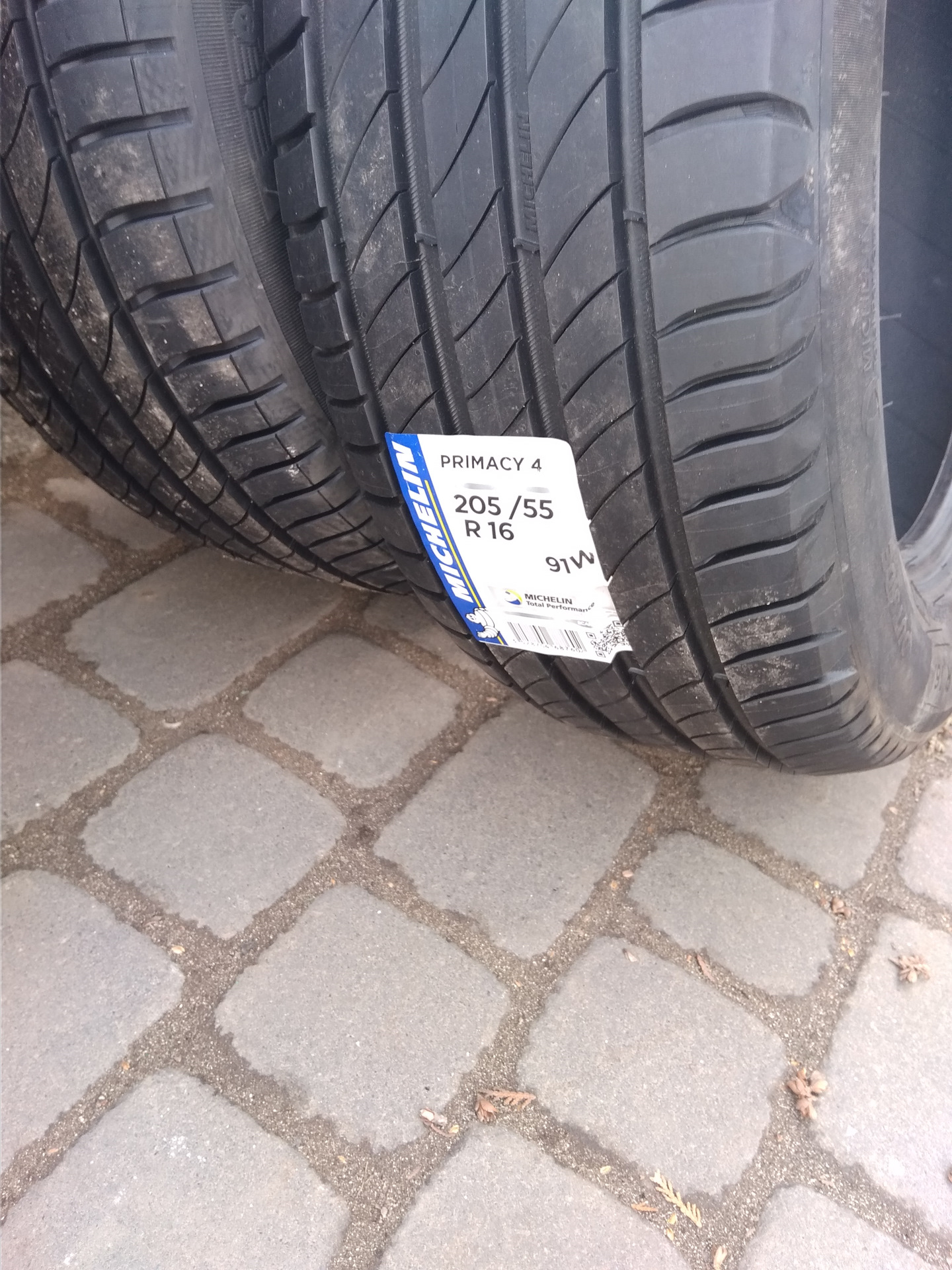 Michelin 205 r16. Primacy 4 205/55 r16. Michelin Primacy 205/55 r16. 205/55/16 Michelin Primacy 4. Michelin Primacy 4 205/65 r15 drive2.