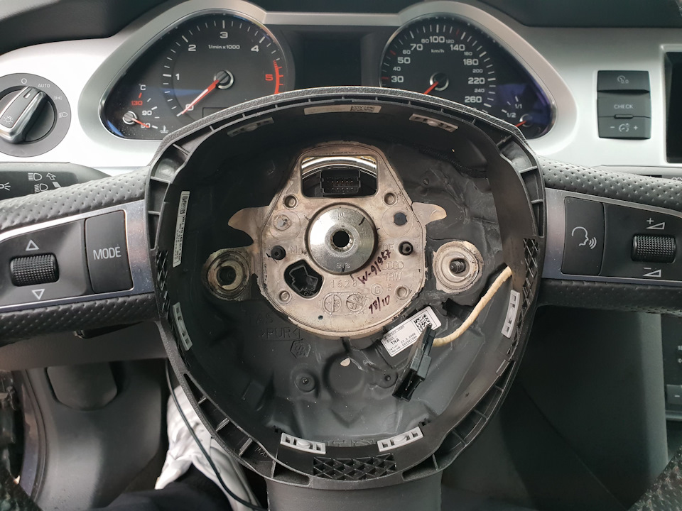 Фото в бортжурнале Audi A6 Avant (C6)