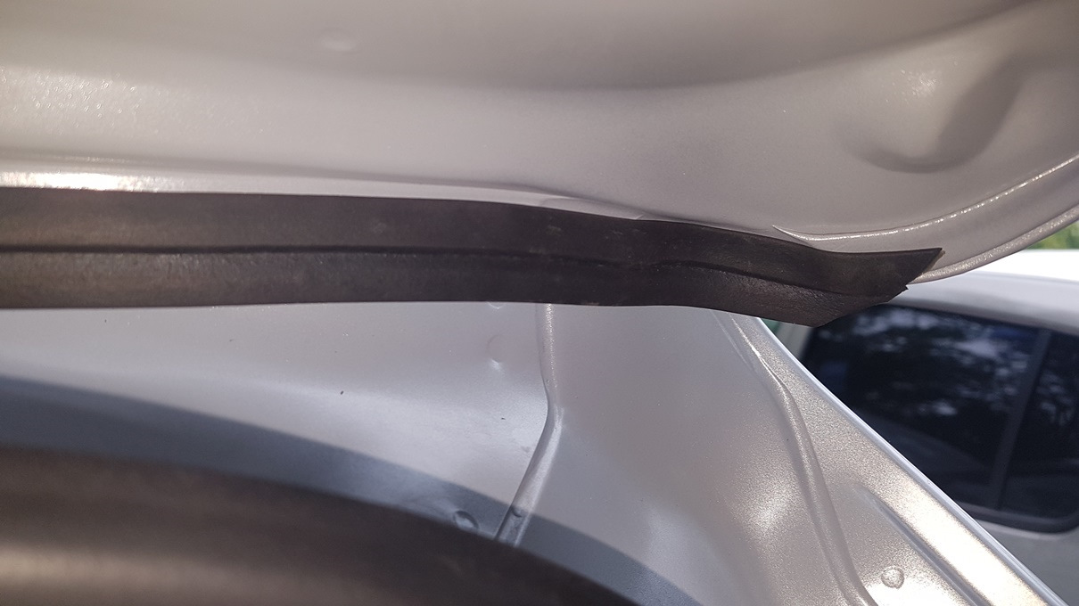 Уплотнители дверей крета. Уплотнитель проема двери hyundai. Уплотнение резинок дверей хундай крета. Уплотнители дверей крета. Уплотнитель капота хендай крета.