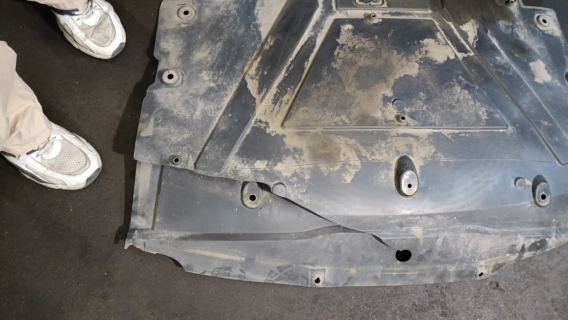 36 пыльника защиты картера + Mannol Burning — Nissan Qashqai (2G), 2 л