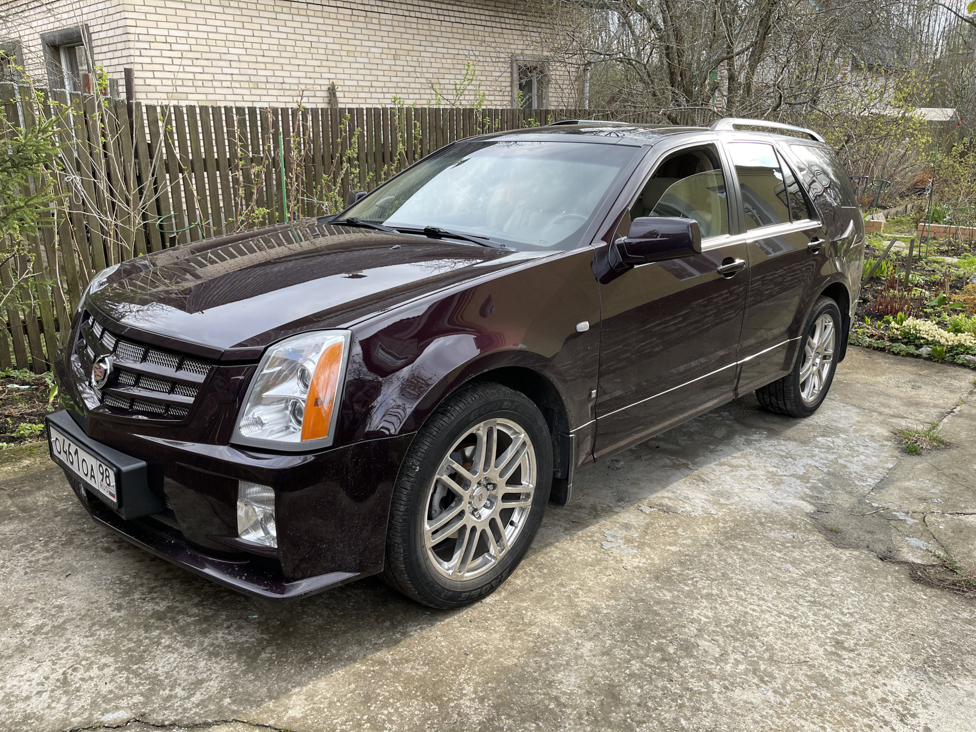 Летний шиномонтаж — Cadillac SRX (1G), 4,6 л., 2008 года | визит на ...