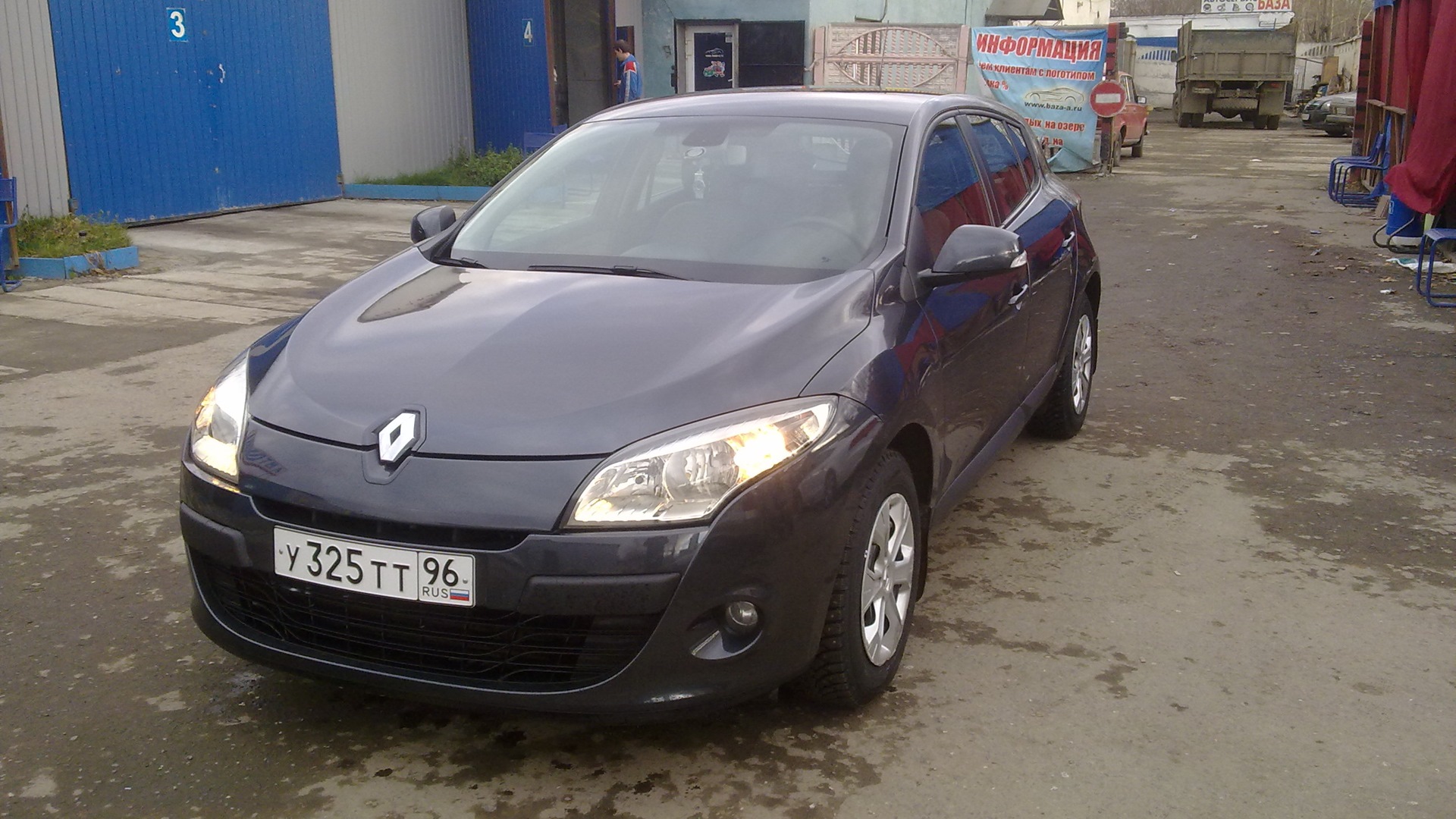 Renault megane 2009 год