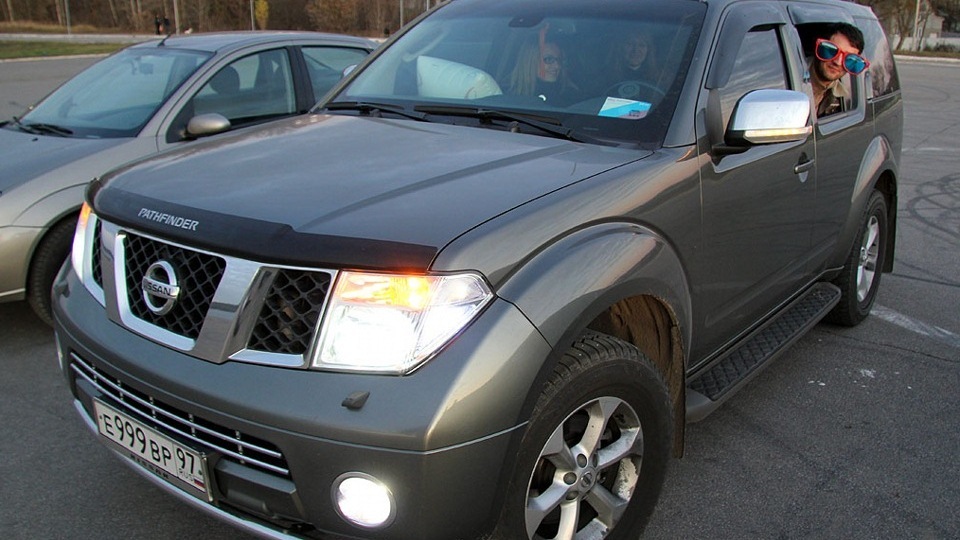 Nissan pathfinder drive2