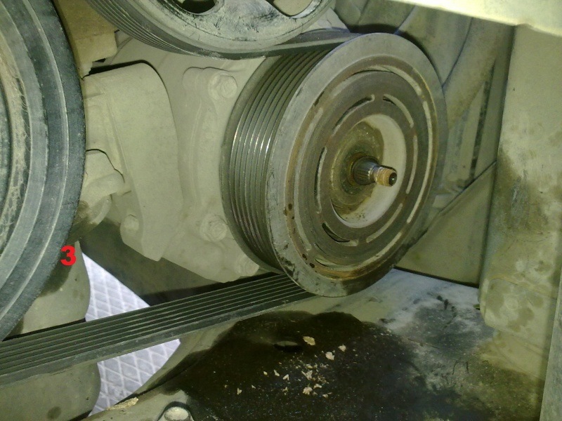 Шкив коленвала волга сайбер 2. 4 2014 шкив компрессора кондиционера. Шкив коленвала крайслер 2. Шкив коленвала газель крайслер 2. Подшипник кондиционера додж караван 2008.