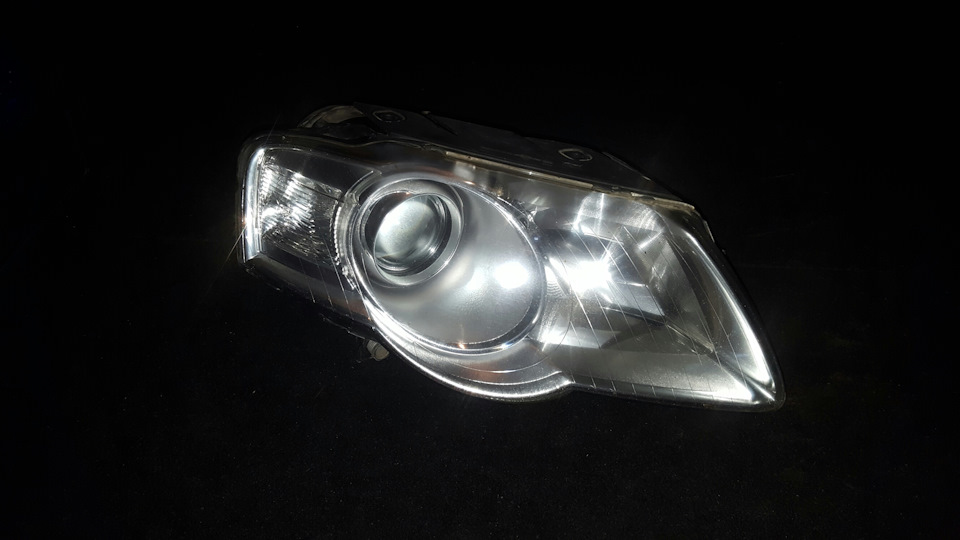Продам фары галоген Valeo и Hella — Volkswagen Passat Variant (B6), 2 л ...