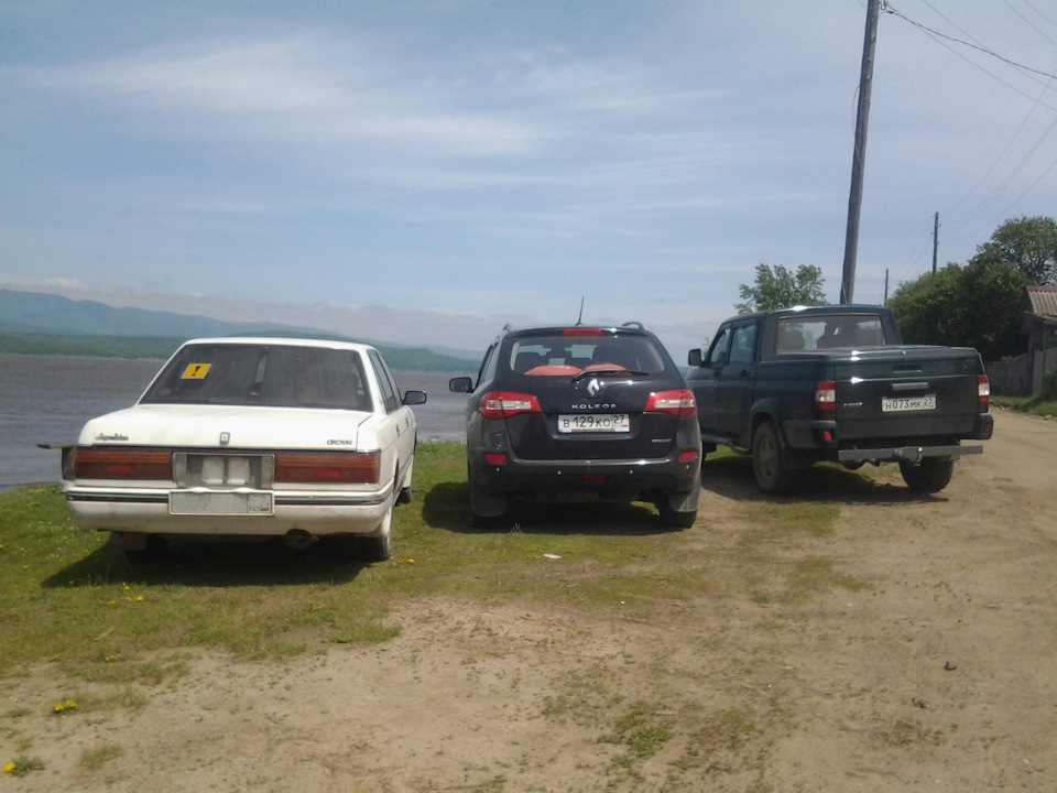 Японец, Француз и Русский ) — Toyota Crown (S130)