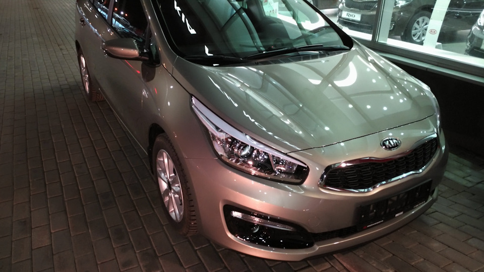 Kia Ceed JD 2013 Sirius Silver