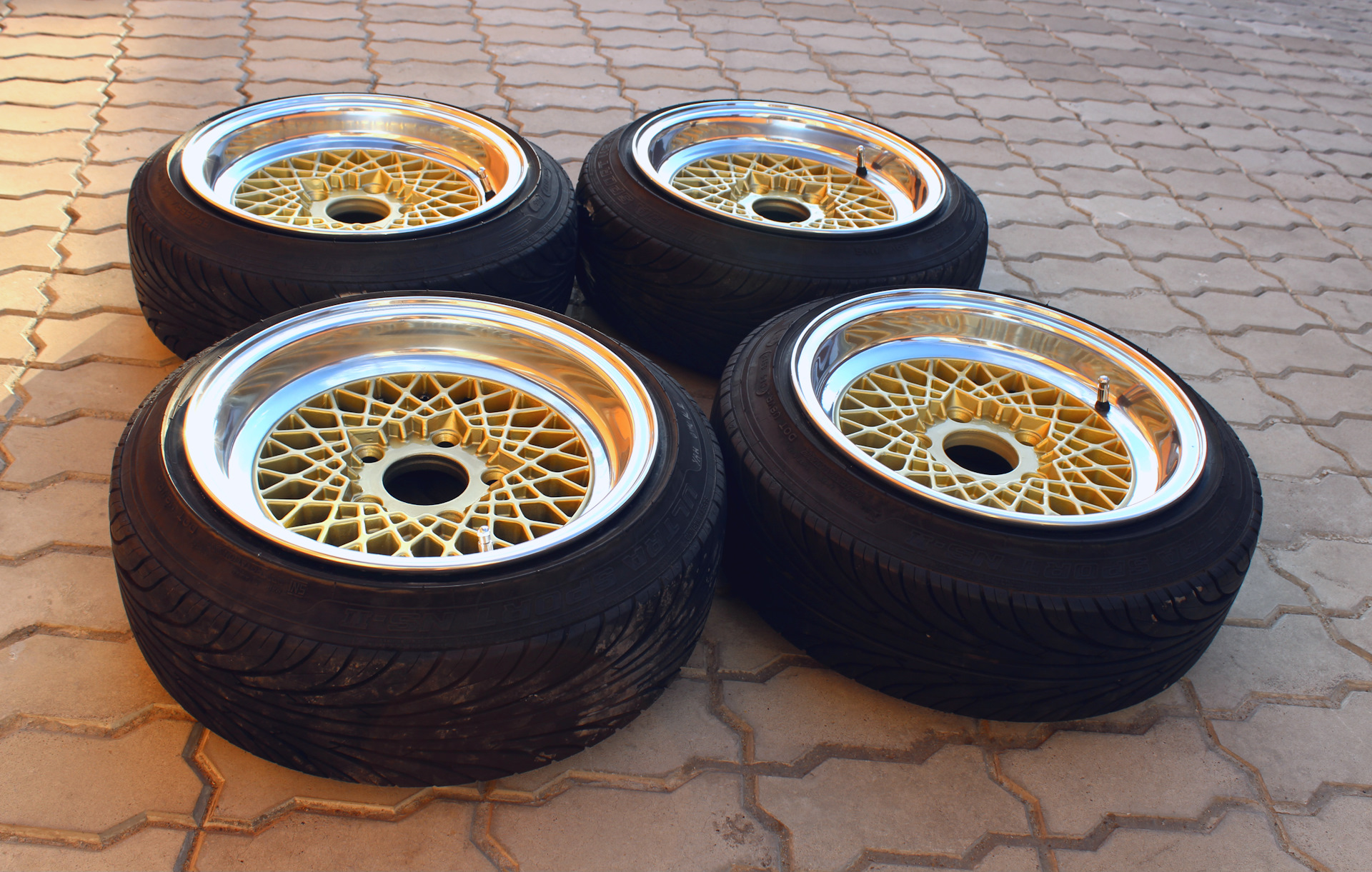 Bbs доска объявлений. ВАЗ 2106 BBS MAHLE r14. BBS MAHLE. BBS MAHLE r14 на ВАЗ 2110. BBS MAHLE r14 на ВАЗ 2112.