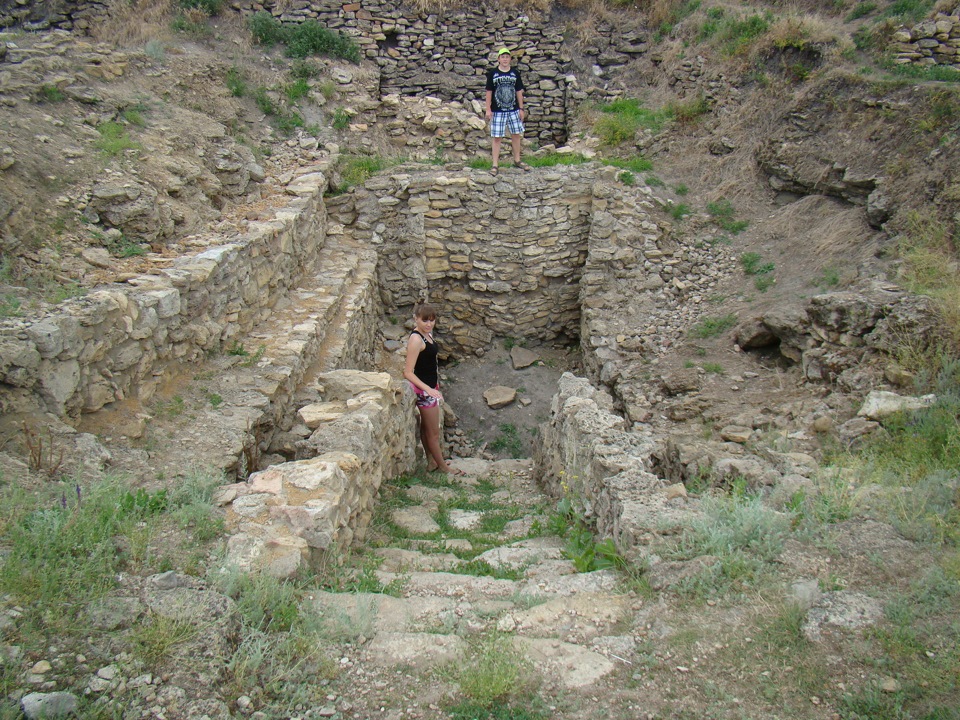 Tanais что это просят. Городище танаис около ростова. 18 апреля международный день памятников и исторических мест. Танаис реконструкция города. Tanais.