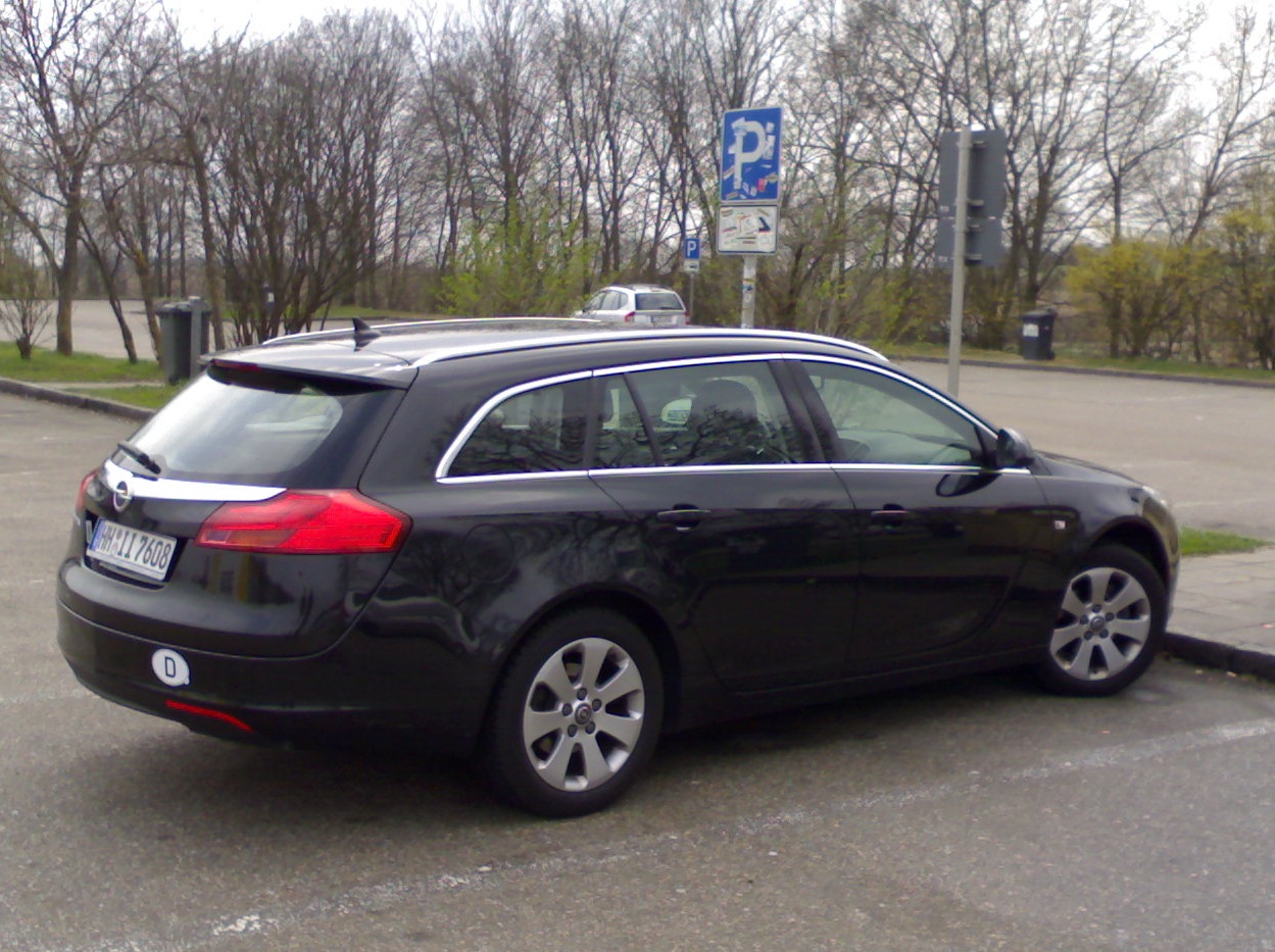 Opel Insignia vs Skoda Oktavia — DRIVE2