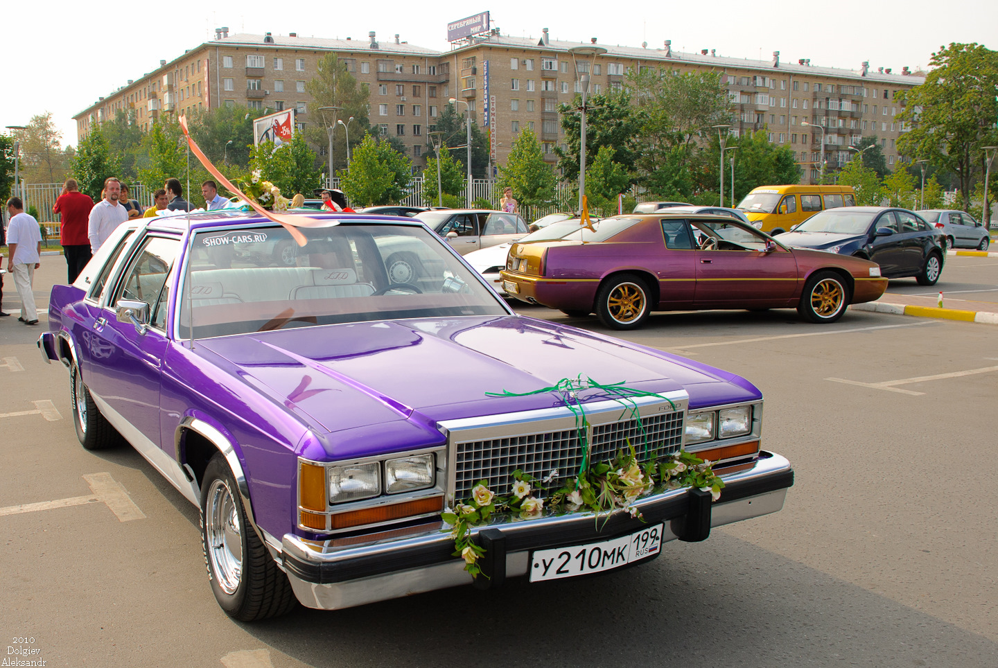 Машины 90х. Форд 90е Аризона. Ford из 90х. Авто 90-х. Иномарки 90 х годов.