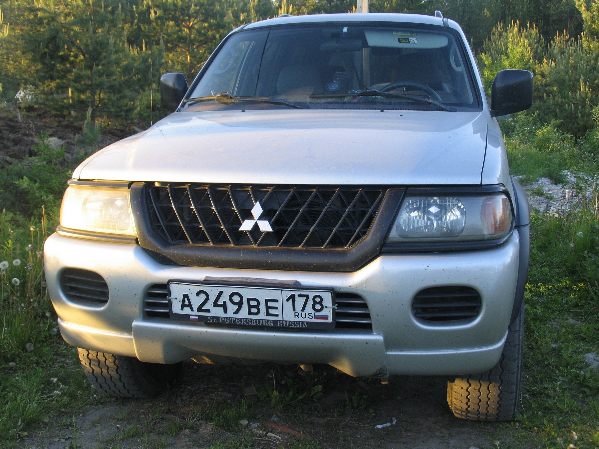 Mitsubishi montero sport 3.0 at