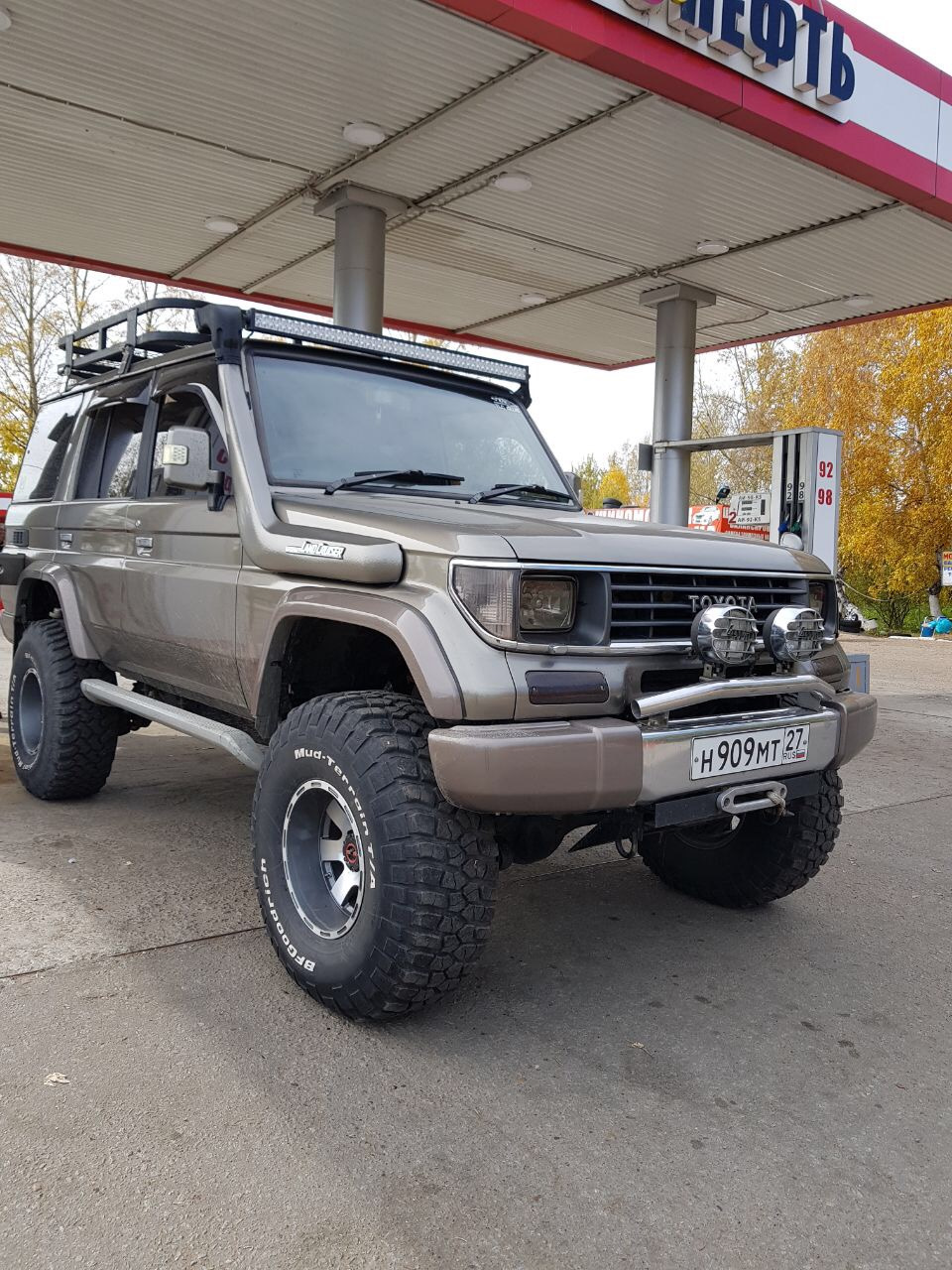 Toyota Prado Monster Truck