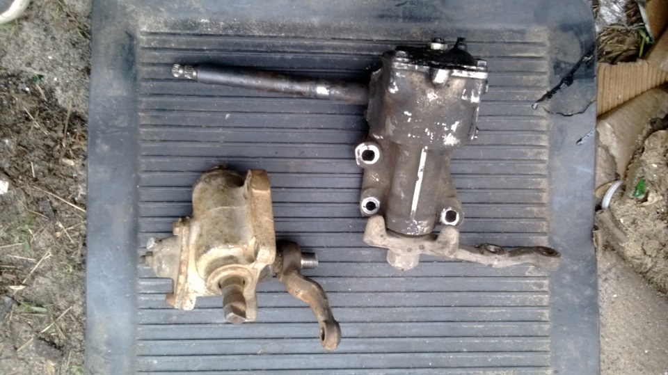 работа закипела )))замена рулевого редуктора ))часть 1)) — ЛуАЗ 969 ...