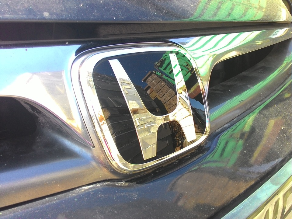Эмблема хонда на решетку. Эмблема в решётку Honda Accord 7.