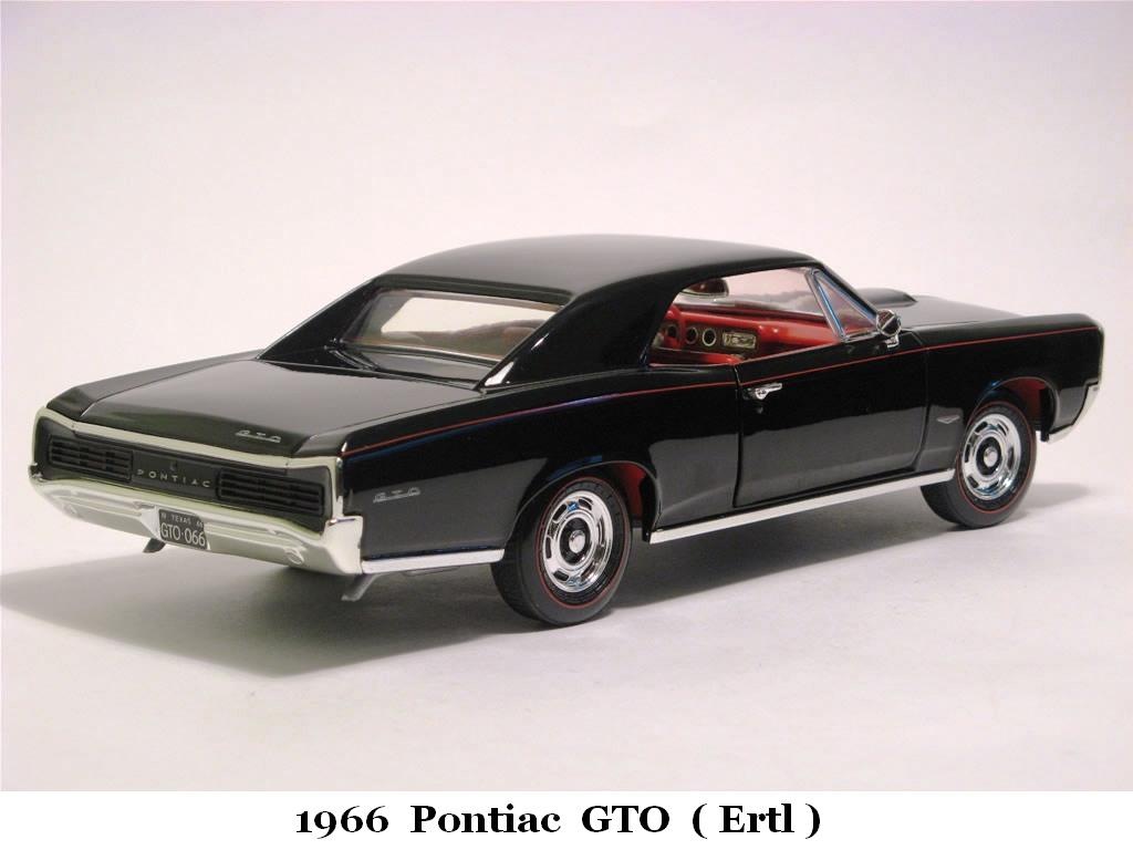 PONTIAC GTO 1966 1:18