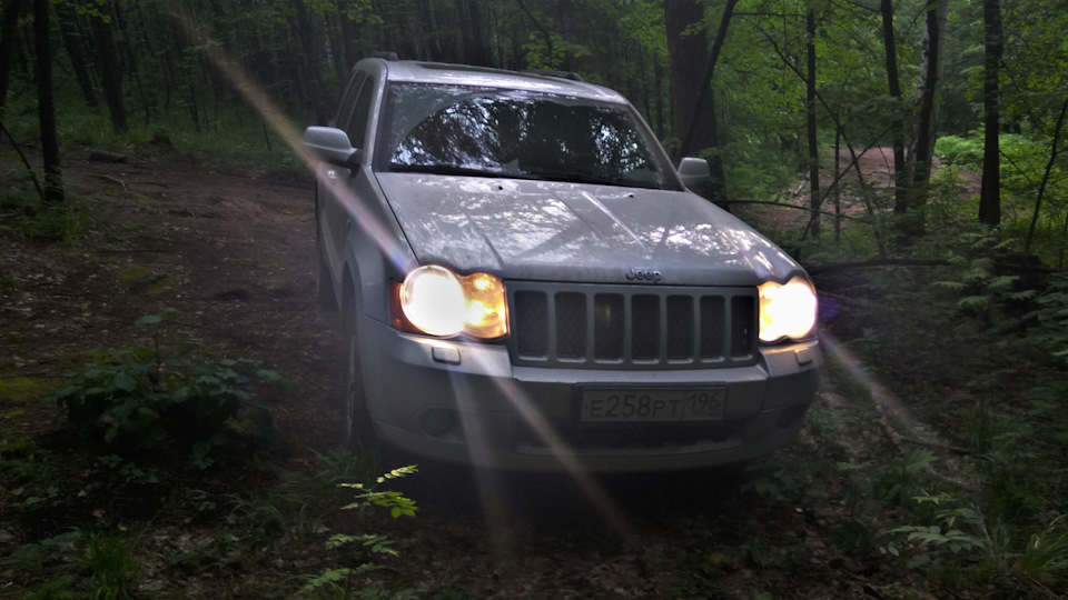 Фото в бортжурнале Jeep Grand Cherokee (WK)