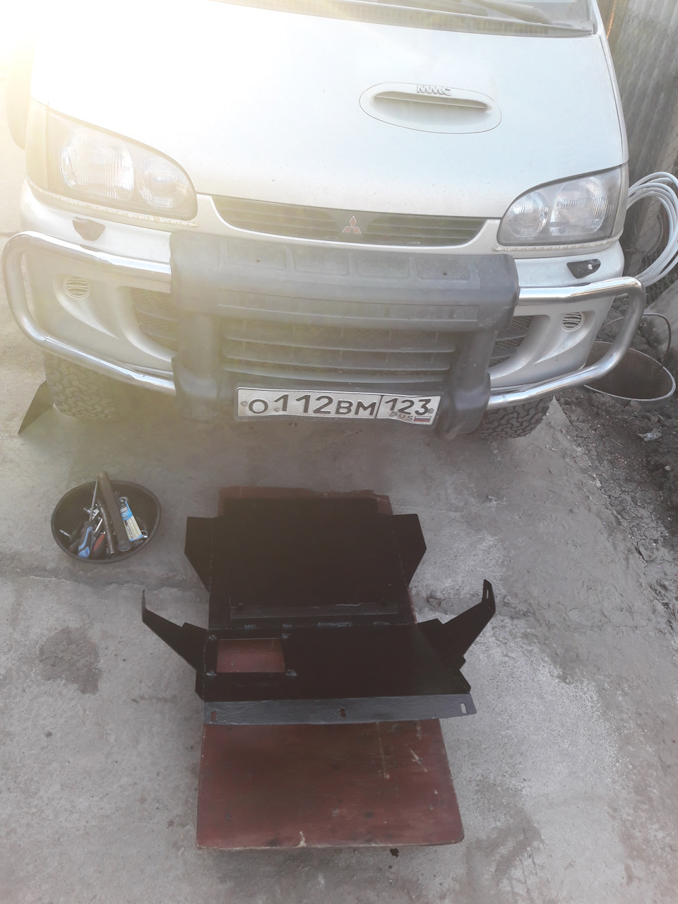 Фото в бортжурнале Mitsubishi Delica (L400)