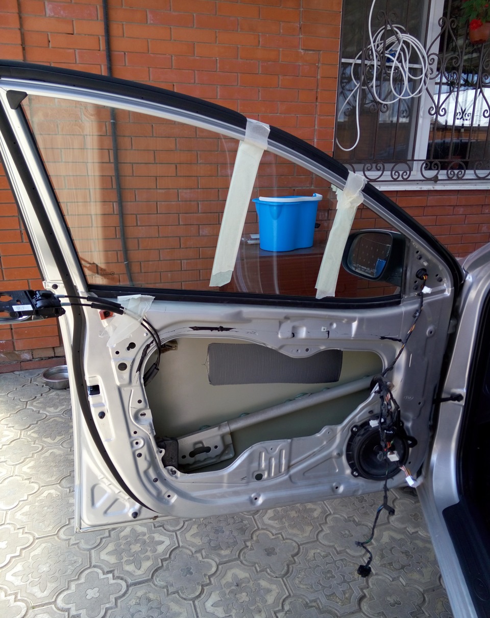 Шумоизоляция дверей киа церато 2020. Дверь церато 4 поколения. Дверь церато 4 поколения. Шумоизоляция cerato 4. Шумка серато 2 дверей.