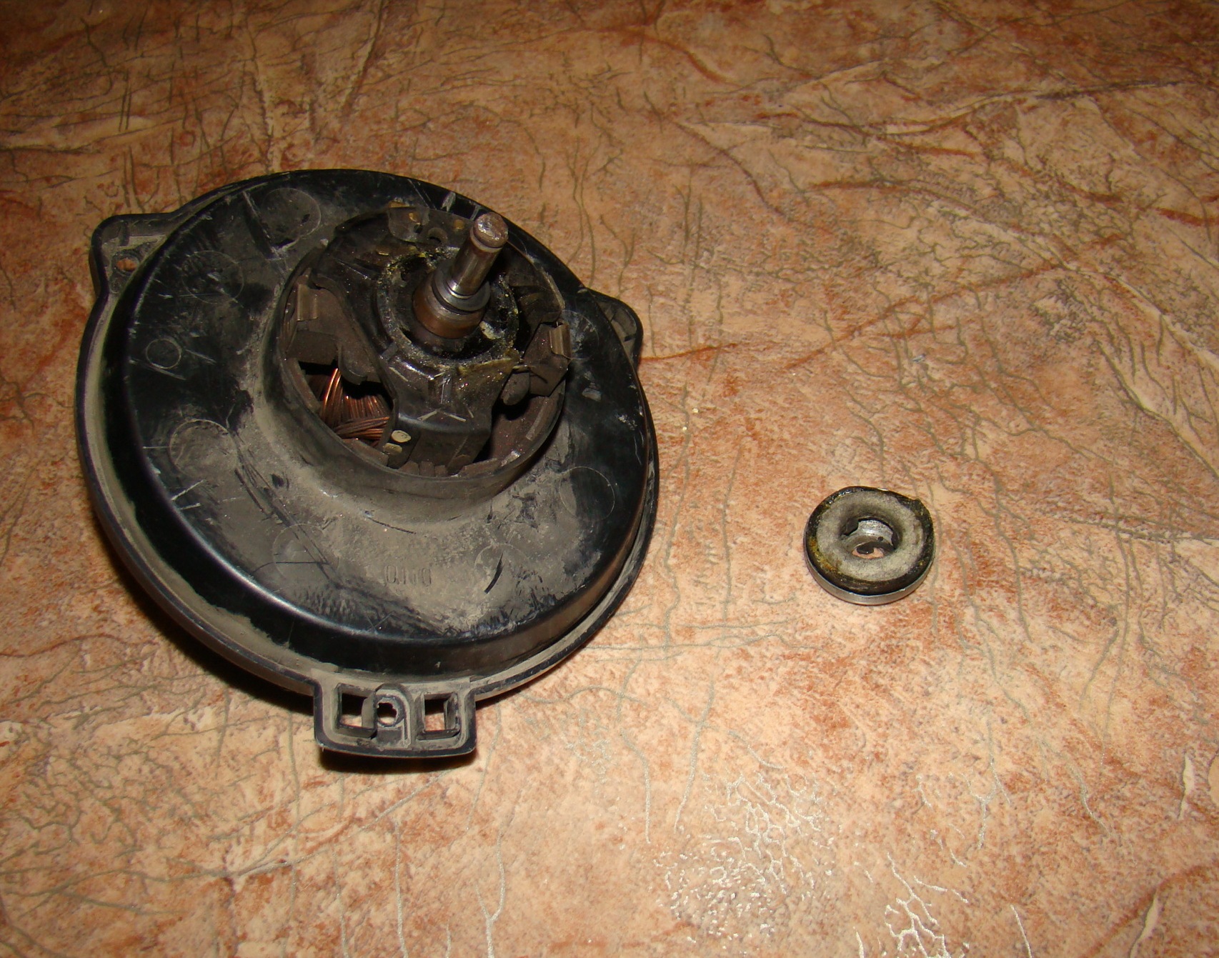 Stove motor repair - Toyota Corolla 16 liter 1994