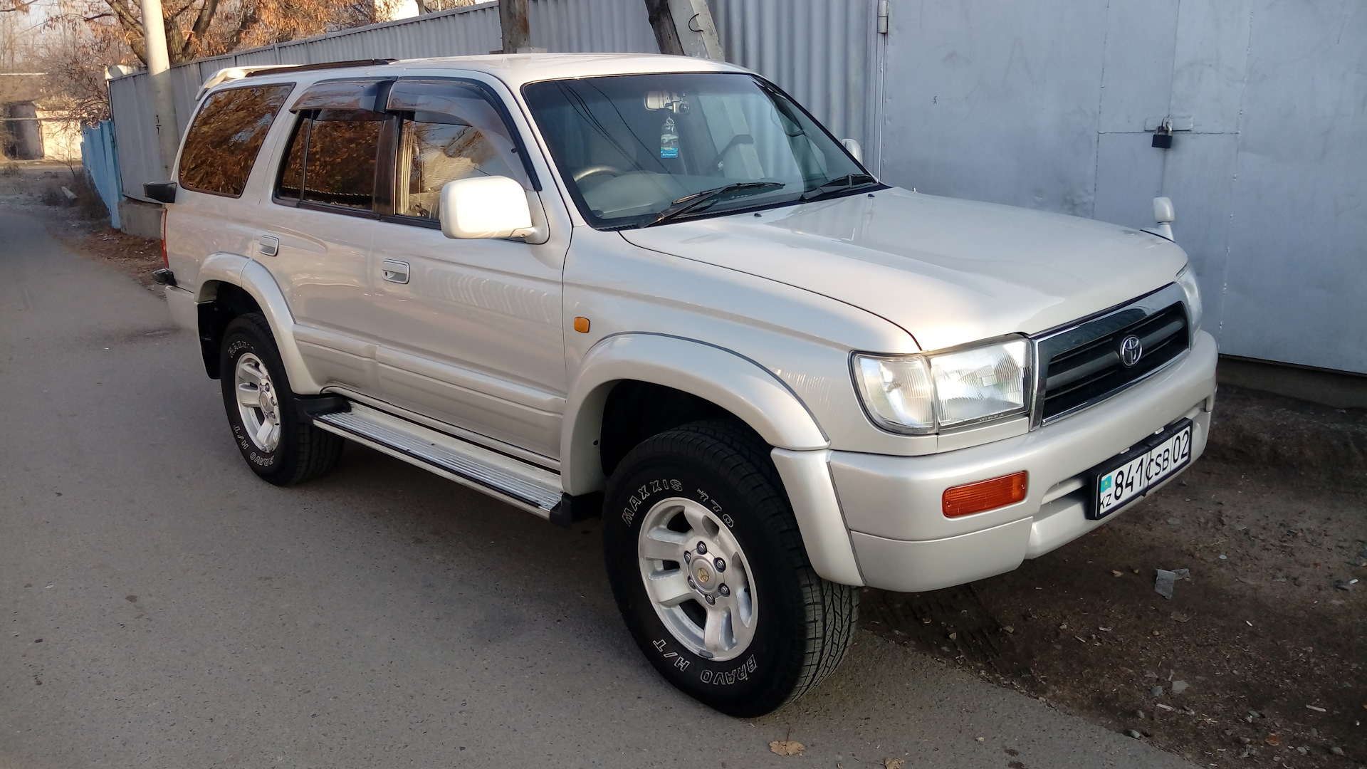 Toyota Hilux Surf 1996