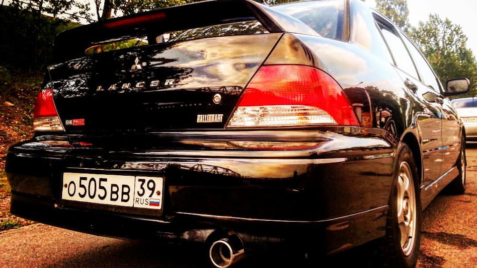 Просели задние пружины — Mitsubishi Lancer VII, 2 л, 2002 года ...