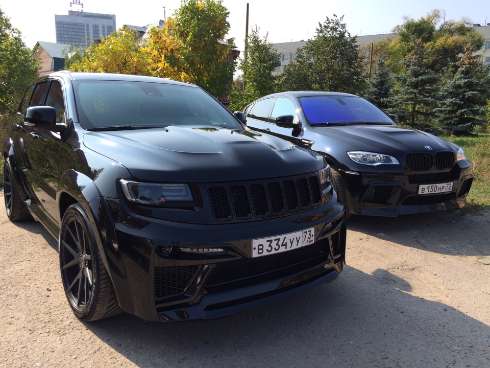 Jeep Grand Cherokee матовый черный СРТ