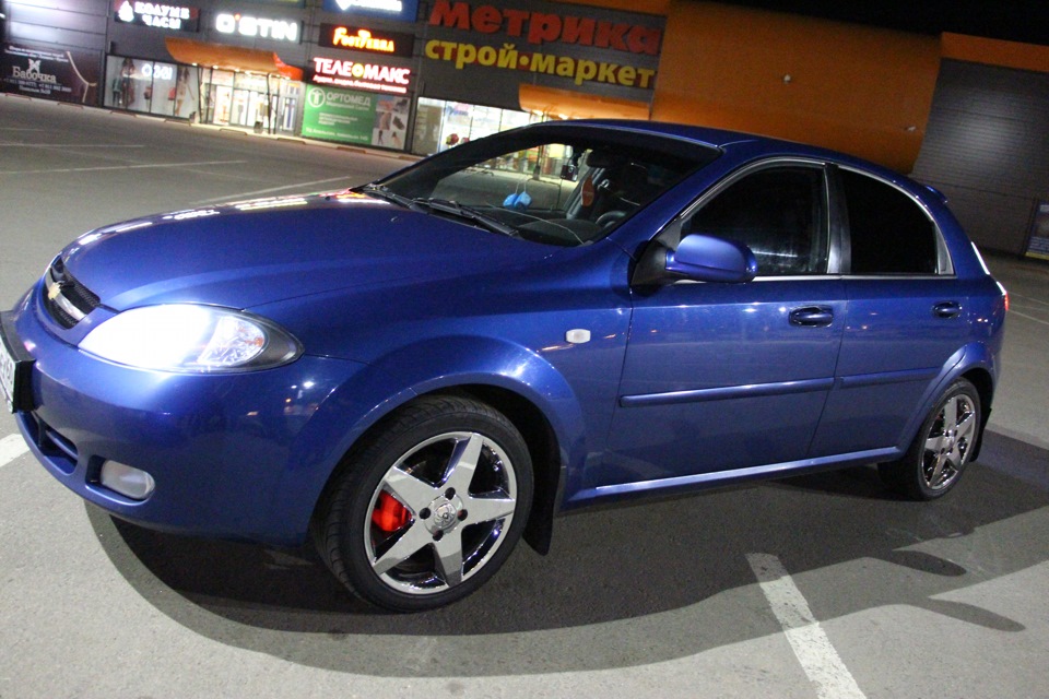 Chevrolet Lacetti синий хэтчбек r17 колеса