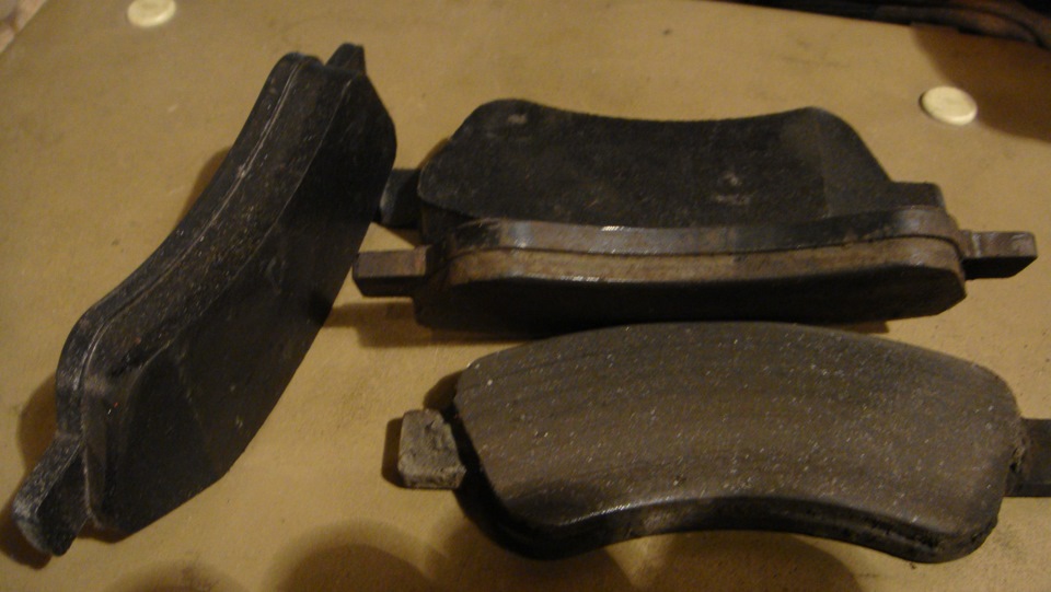 Колодки. — Citroen C4 (1G), 1,6 л, 2010 года | запчасти | DRIVE2
