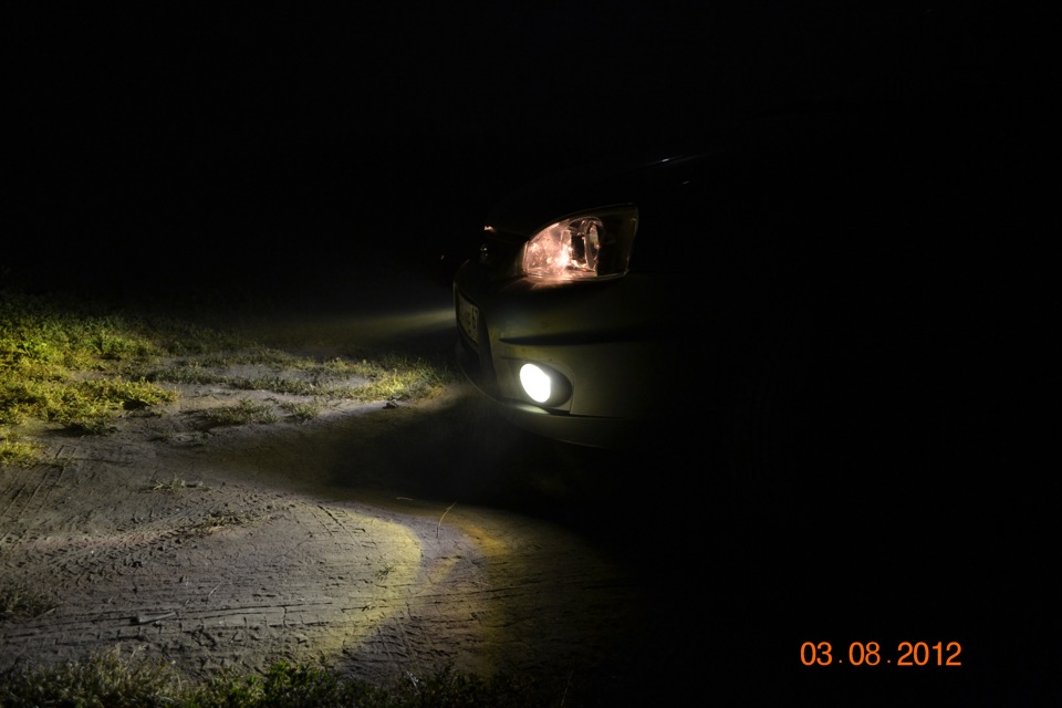 как светит ксенон 3000К — Lada Калина Спорт, 1,4 л, 2010 года | другое ...