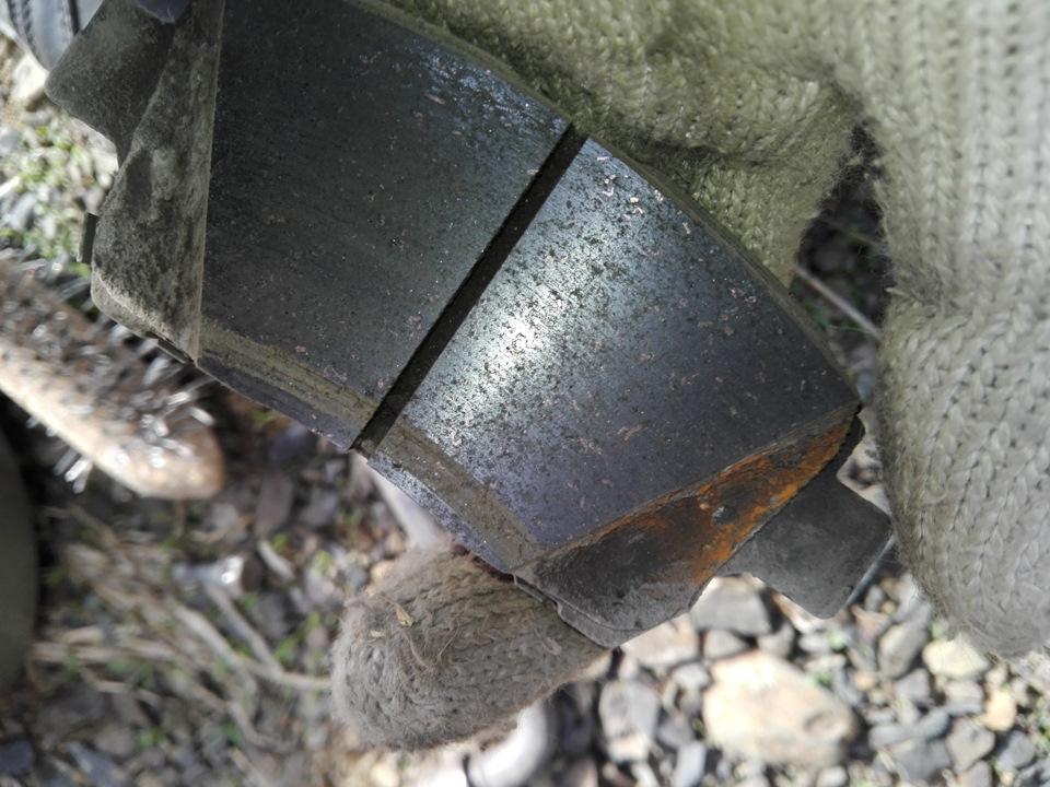 Скрип при нажатии на тормоз — Toyota Corolla (120), 1,3 л, 2005 года ...