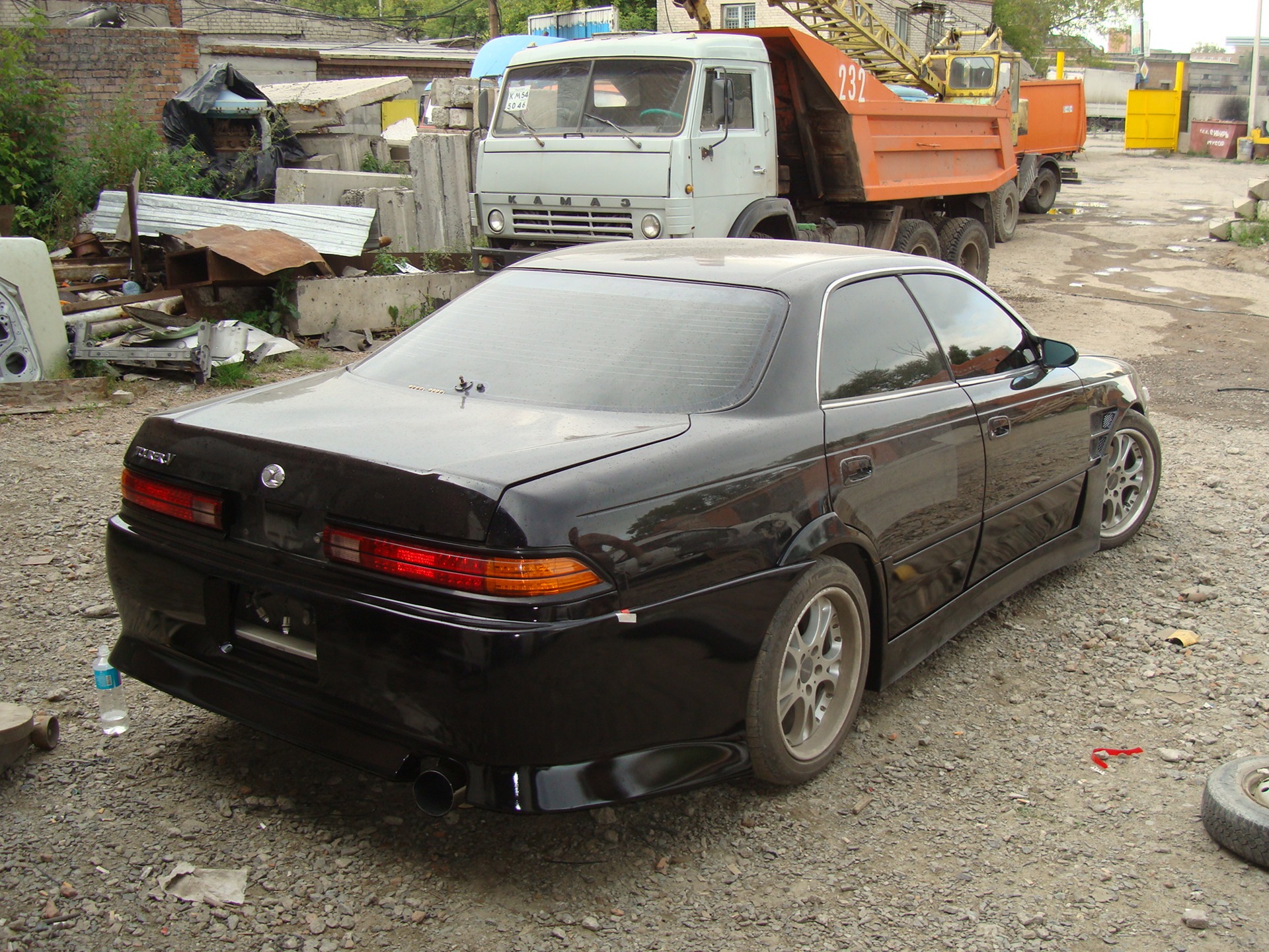 Assembly Process Day Two - Toyota Mark II 25L 1995