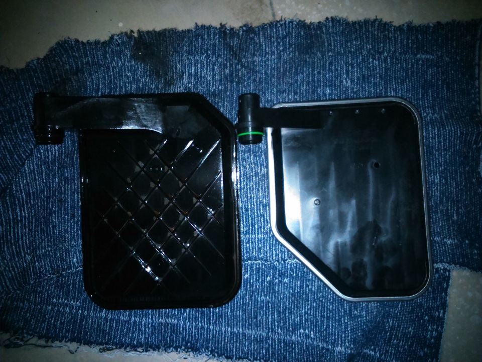 найдите отличия — Mitsubishi Chariot (3G)