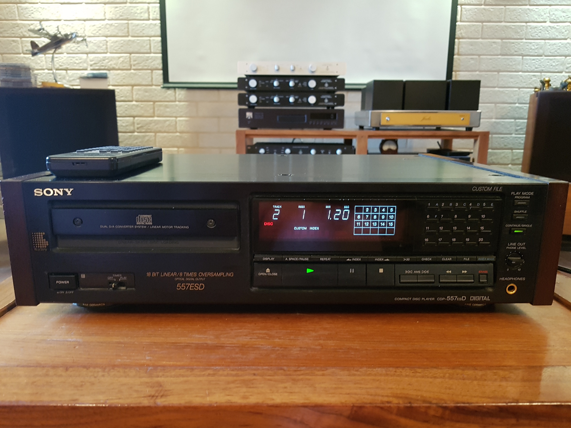 Sony cdp-338esd. Sony cdp-228esd. Сд плеер своими руками. Cdp-337esd. Sony cdp 337es.