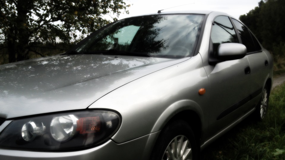 Заснял аварию на МКАДе 30.03.2015 — Nissan Almera II (N16), 1,5 л ...