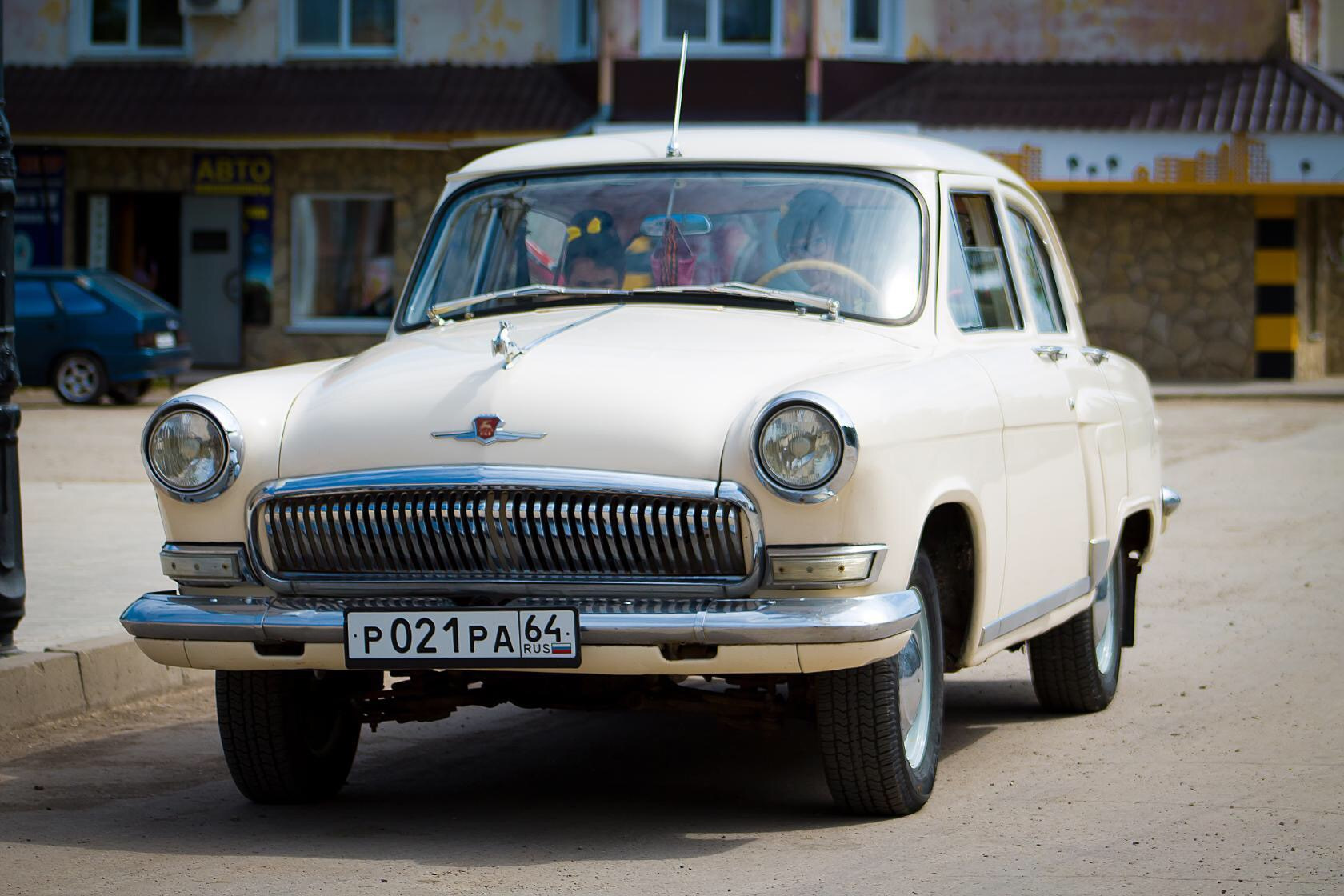 модель коллекционная такси волга. волга 21 люкс голубая. газ-21 волга. газ 21 хэтчбек. газ 21 волга люкс.