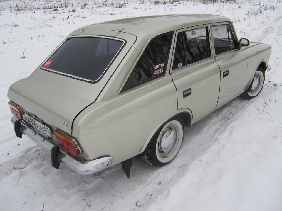 Серый иж комби