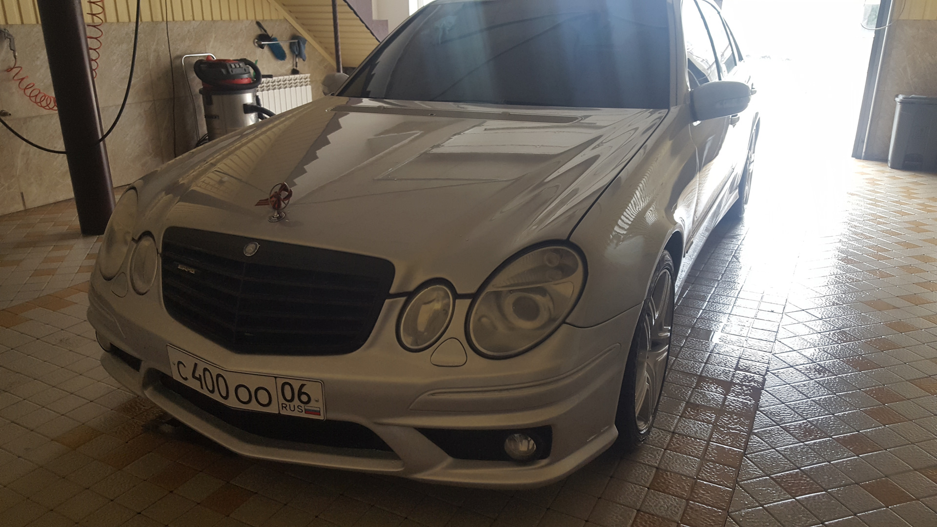 Продажа Mercedes-Benz E-class (W211) 2004 (бензин, АКПП) — с историей  обслуживания — DRIVE2.RU