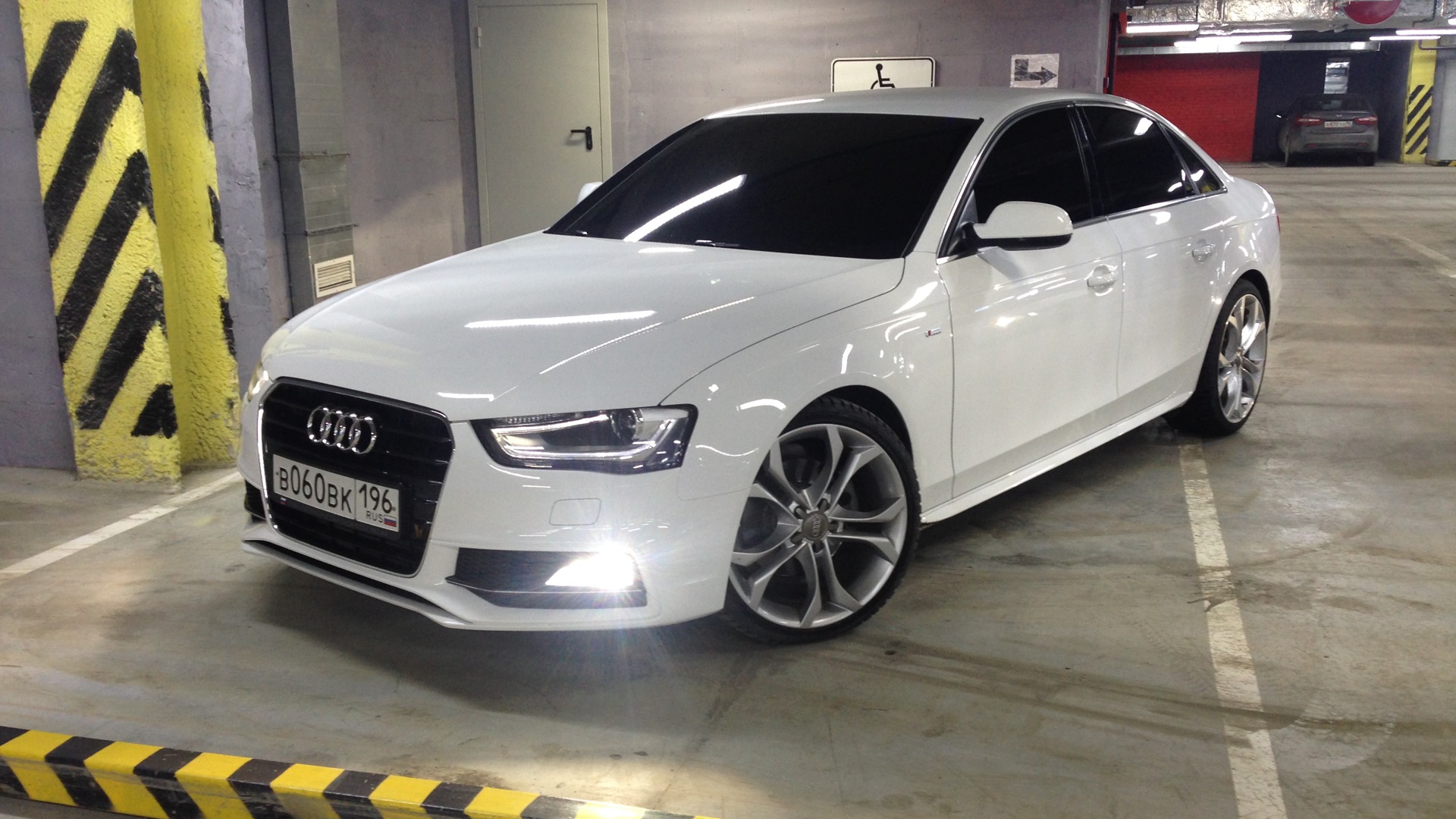 Audi A4 (B8) 1.8 бензиновый 2014 | ☆♕АудитоР♕☆ на DRIVE2