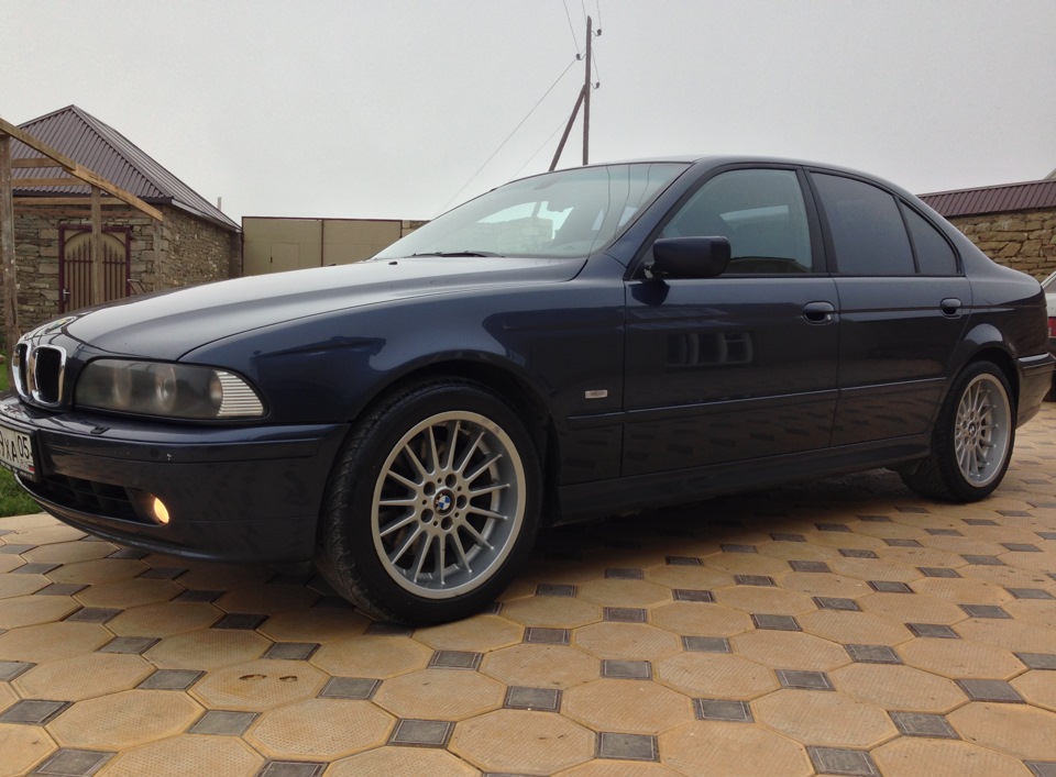 32 стиль бмв. BMW e39 32 стиль. БМВ е39 32 стиль r18. BMW 32 стиль r16 e39. 32 Стиль r18 e39.