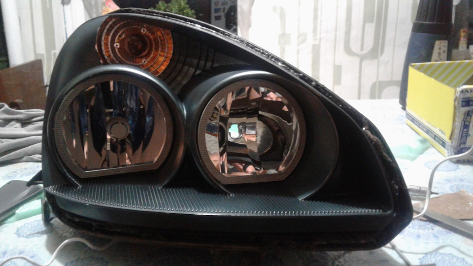 Ангельские глазки — Lada Приора седан, 1,6 л, 2011 года | стайлинг | DRIVE2