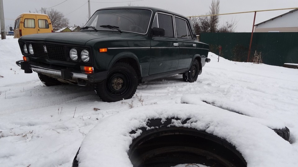 Ребят скажите пожалуйста у кого какие обороты даёт?2106 5ступка на ...
